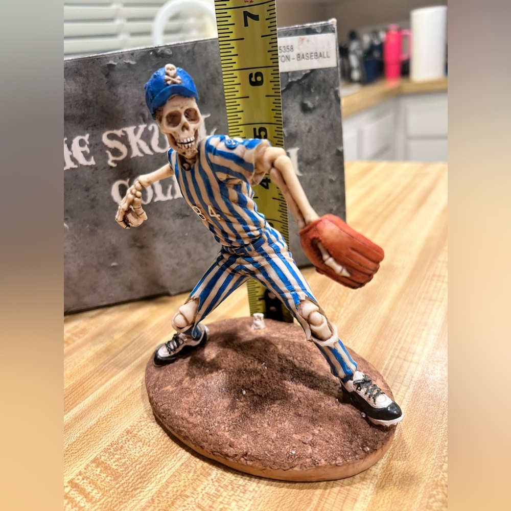 Baseball Player Skeleton! ⚾️